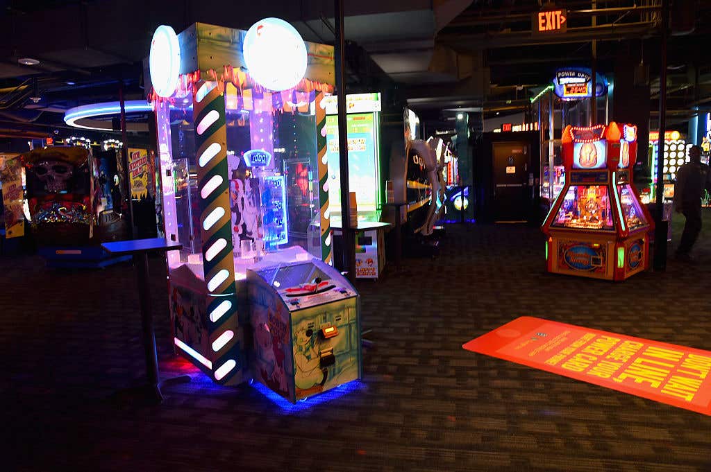 Arcade games at Dave &amp; Buster's